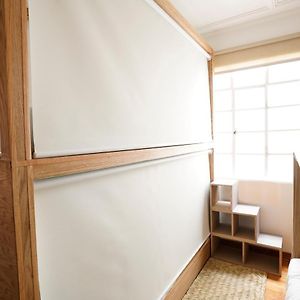 Dormitory Room Mixed